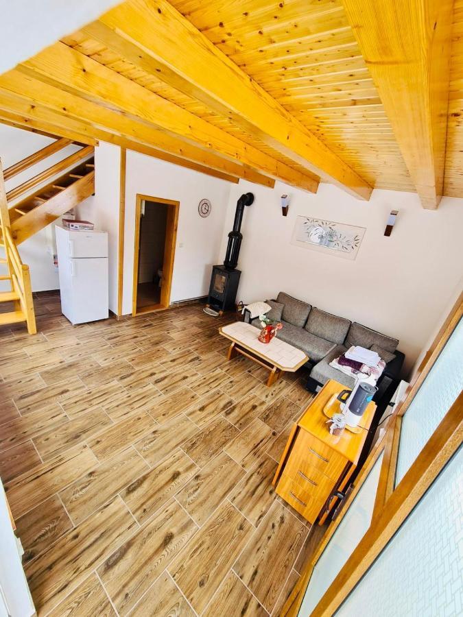 Cabana Vanatorilor Poiana Marului  Ngoại thất bức ảnh